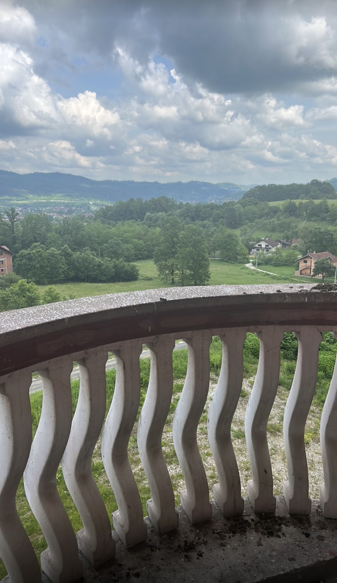 Prodaja veliki objekat 1600 m2