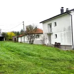 Prostrana kuća na Grlici, naselje Hlapćevići, Moštre kod Visokog - 210m²